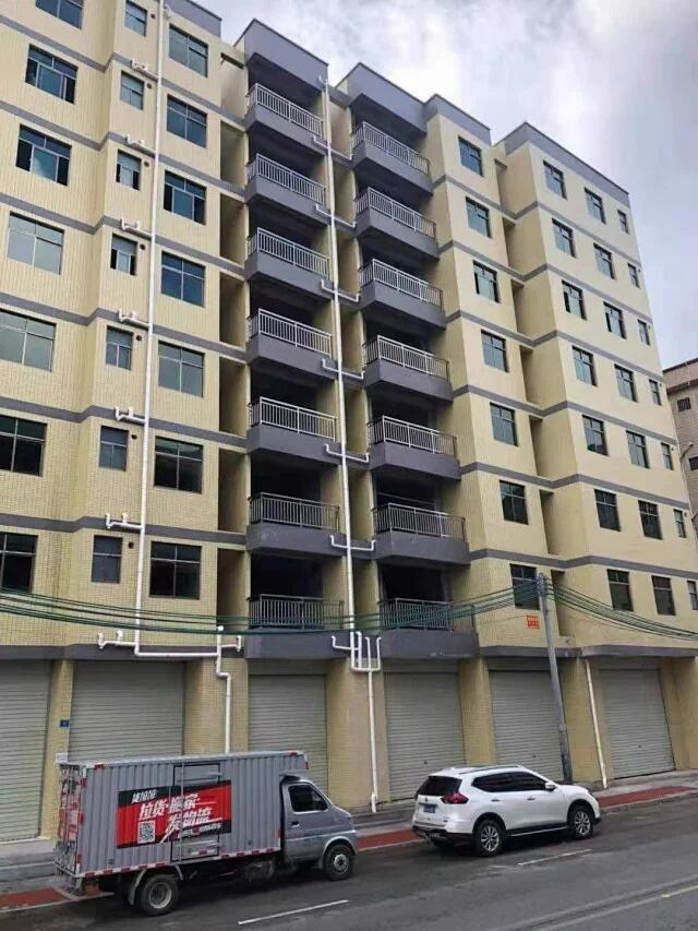 大岭山小产权房【美景花园】大片美三栋小区，带地下车库，开盘抢购价2980.jpg