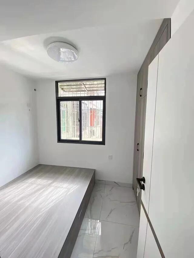 深圳西乡流塘小产权房出售.jpg